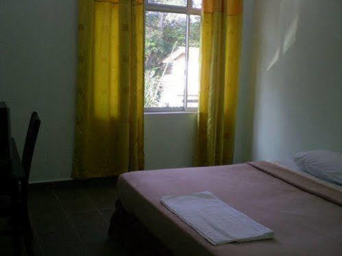 Cozzi Hotel Port Dickson Buitenkant foto